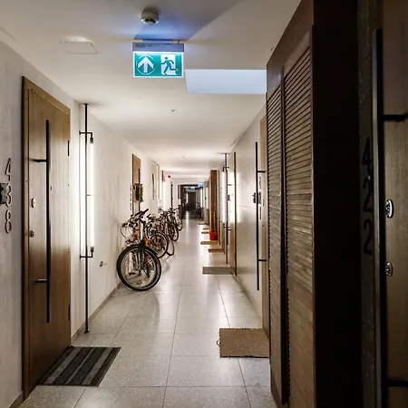 Cozy Top-floor With Views Apartman