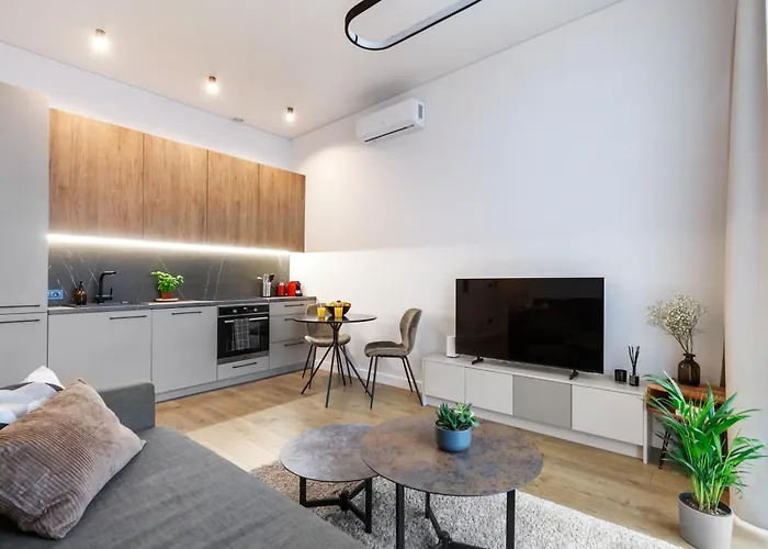 Cozy Top-floor With Views Apartman