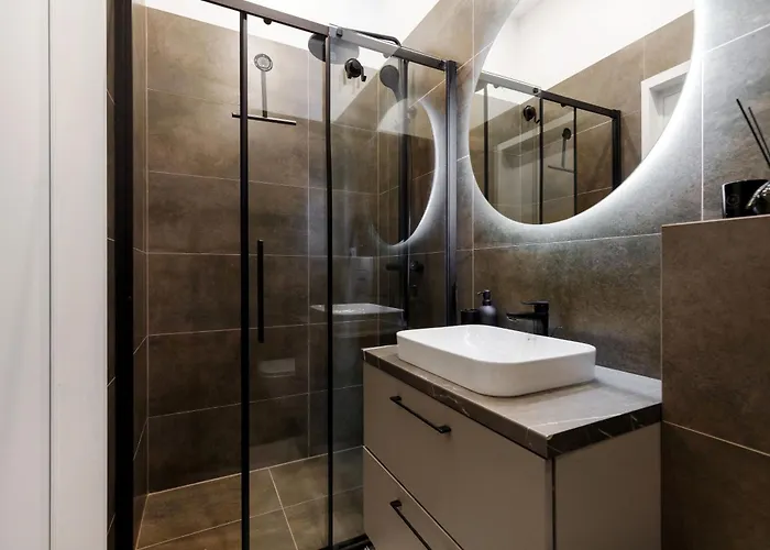 Cozy Top-floor With Views Apartman *