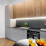 Cozy Top-floor With Views Apartment