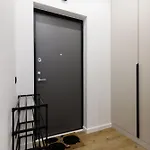 Cozy Top-floor With Views