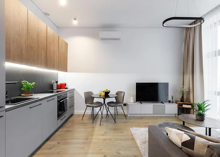 Cozy Top-floor With Views Daire