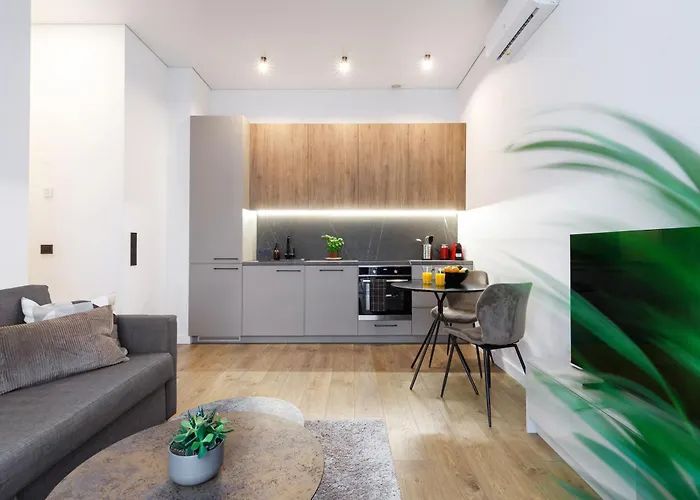 Daire Cozy Top-floor With Views Vilnius